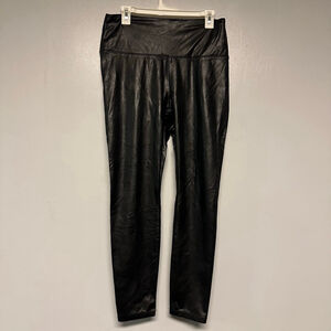 LYSSÉ Black Faux Leather Leggings women’s large pull on pants skinny trousers